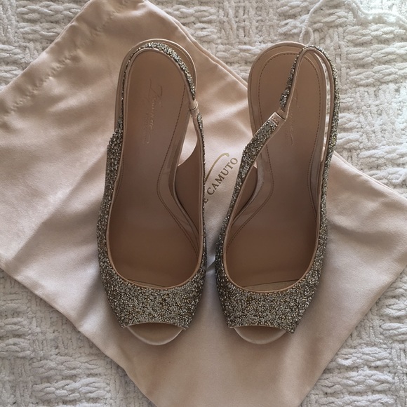 Imagine by Vince Camuto Gold Pavi Slingback Pump - Picture 4 of 8